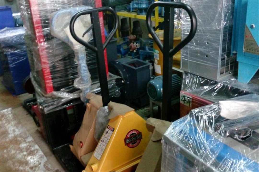 花都广州市不动峰机电设备有限公司五金店6