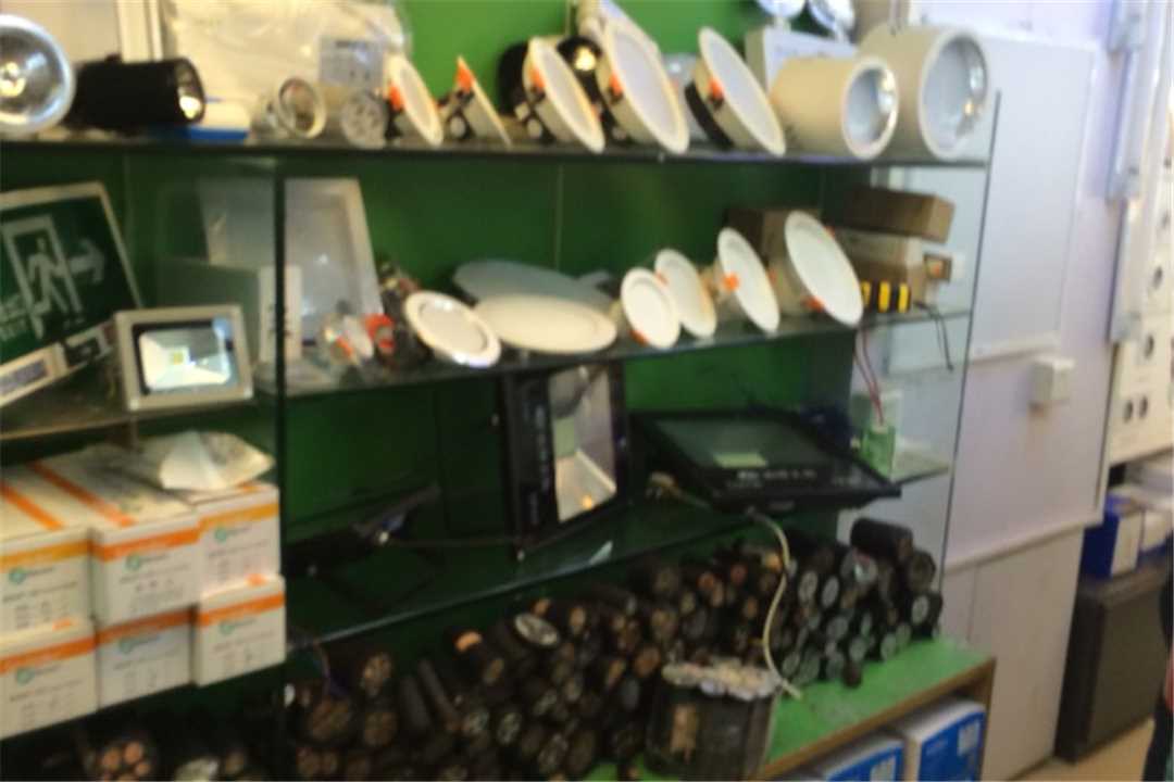 天河华能电缆有限公司五金店4