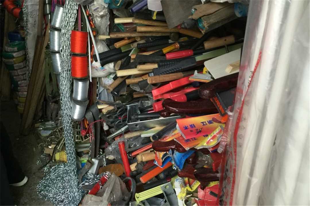 黔江宏源五金电器五金店3
