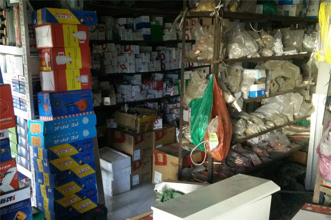 津南天津德力西电器五金店2