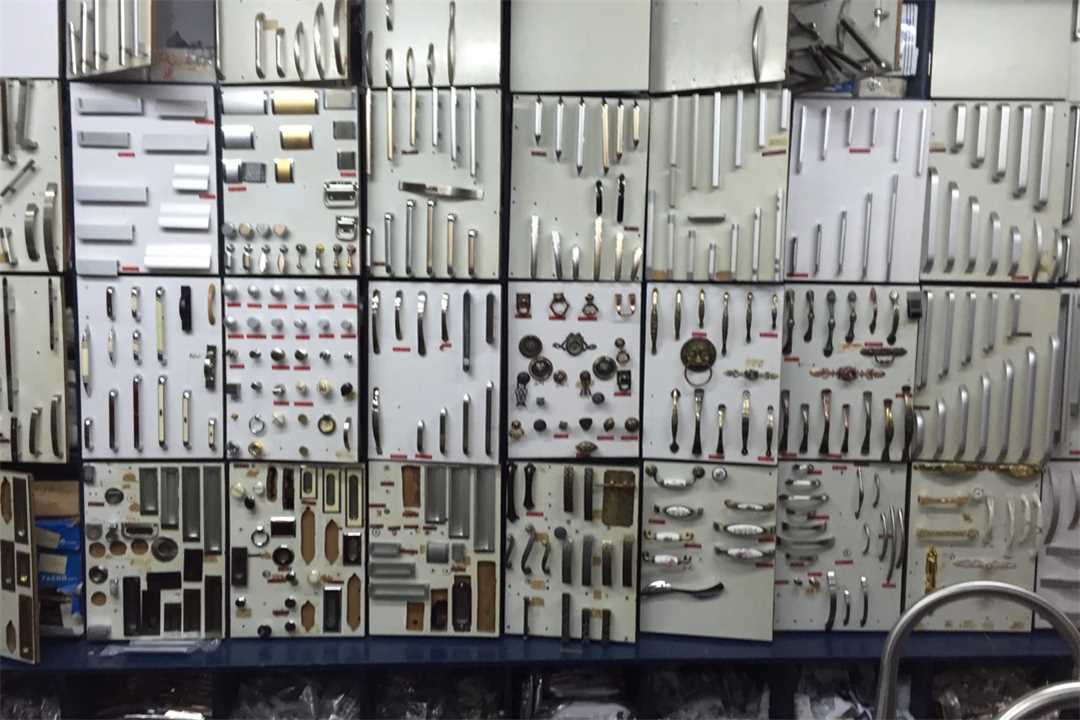 顺德日新五金电器五金店3