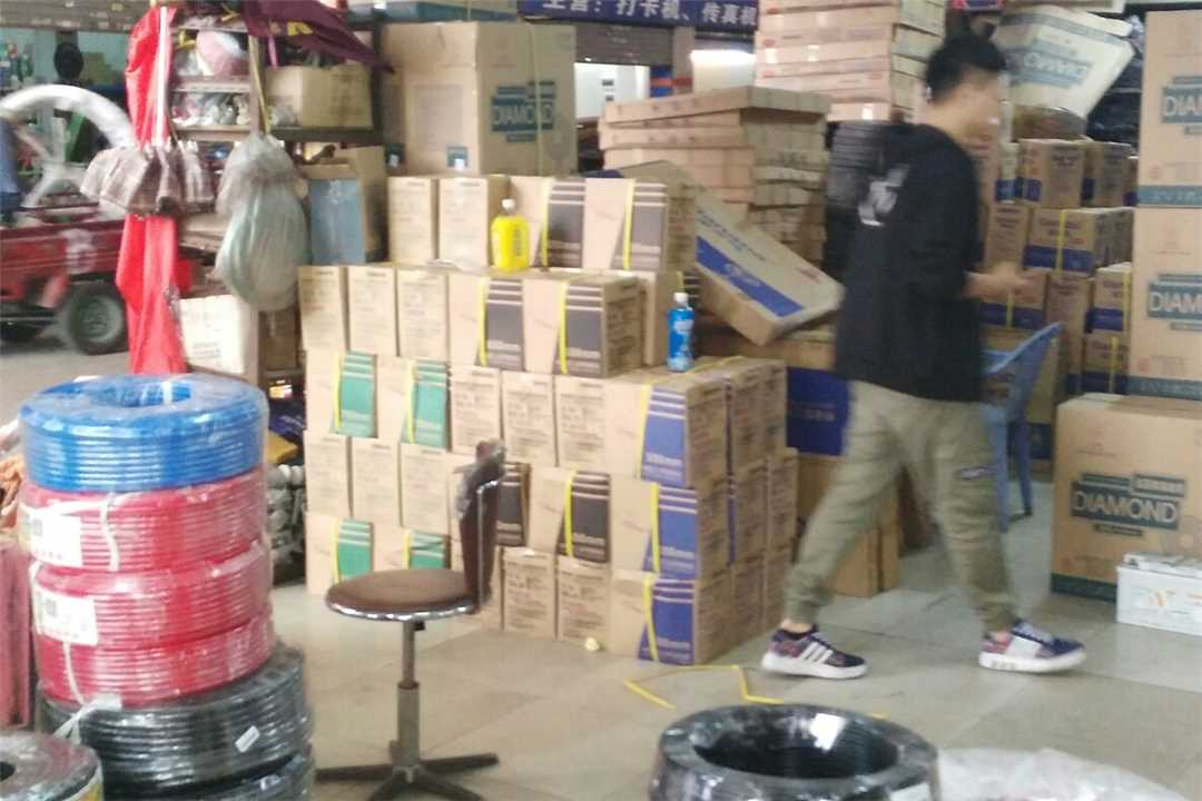 禅城华电盛五金店2