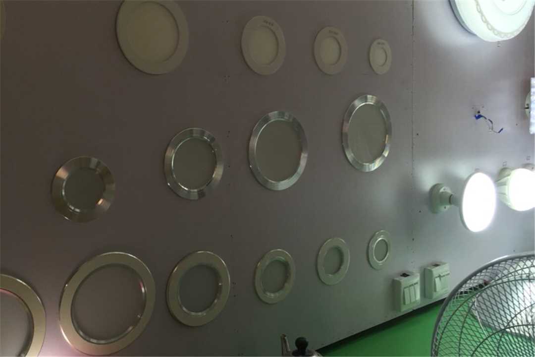 西乡塘南宁忠顺照明水暖五金店3