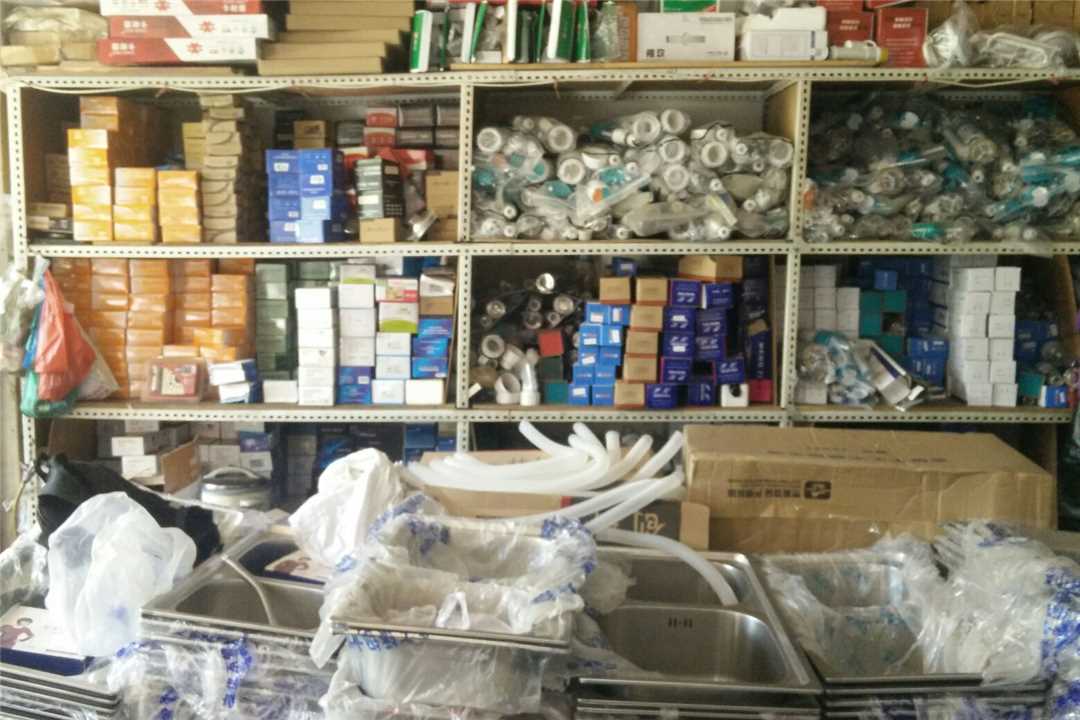 东丽华赢洁具不锈钢水槽五金店五金店4