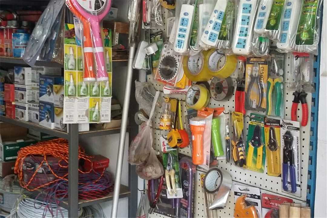 京山县石龙毛聋子五金水暖灯饰五金店6