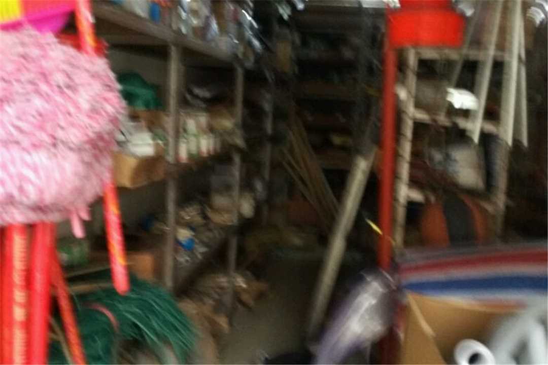 顺德豪品五金装饰材料五金店4