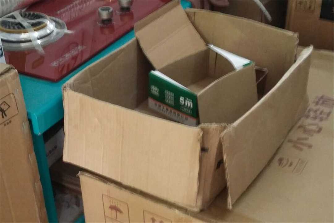 京山县石龙毛聋子五金水暖灯饰五金店4