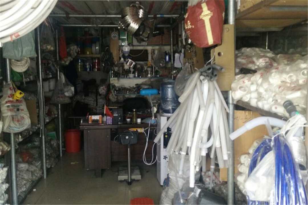 河东天津万达装饰批发五金店3