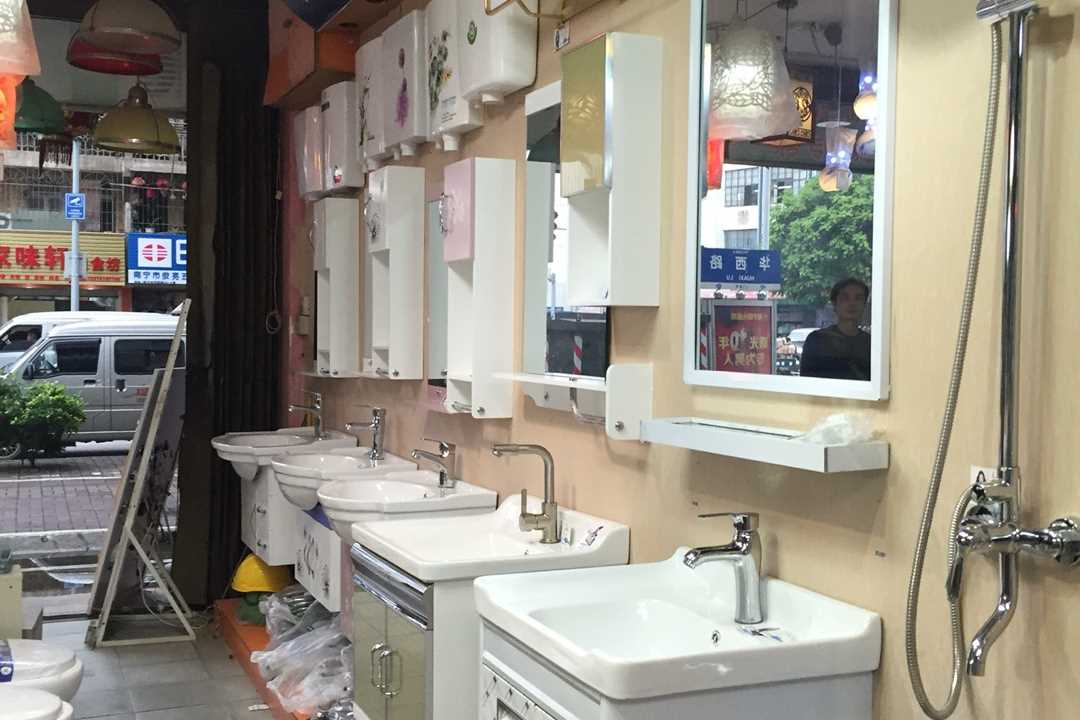 西乡塘明波五金交电经营部五金店5