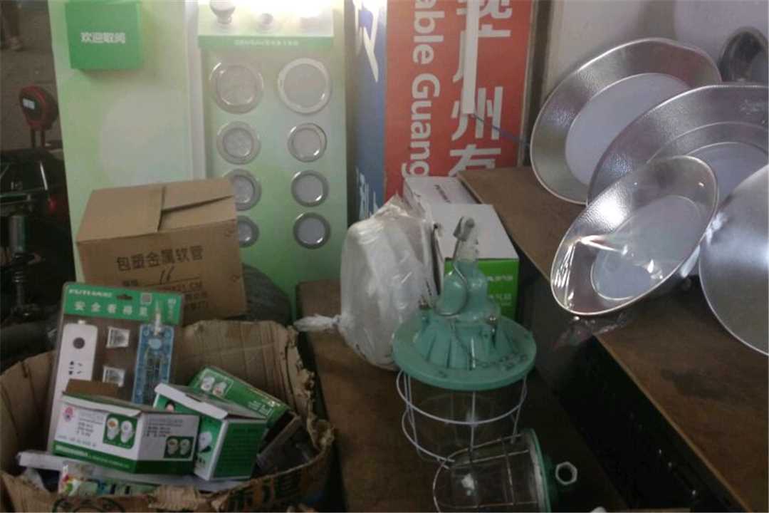 花都花都益兴线材经营部五金店4
