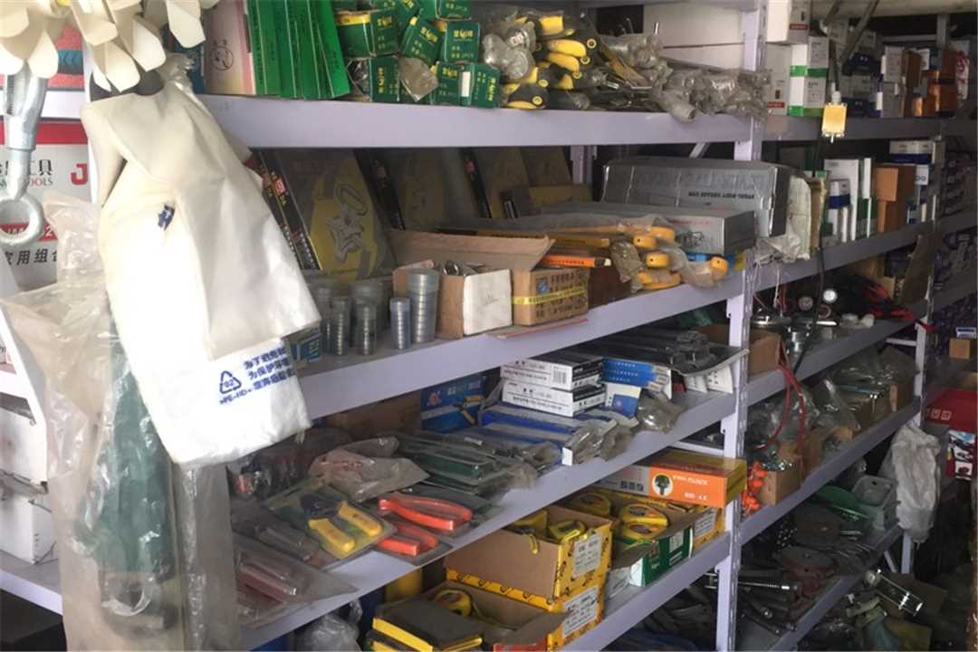 大兴五金标准件五金店3