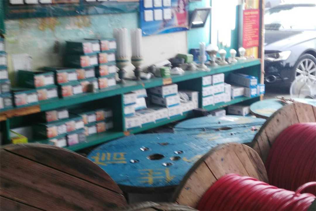 禅城华电盛五金店5