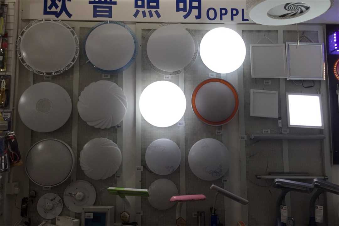 顺德新澳电器五金五金店5