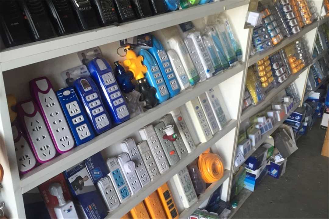 丰台衡器日化五金店2