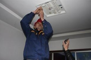 南开全境雷成家装维修师傅5